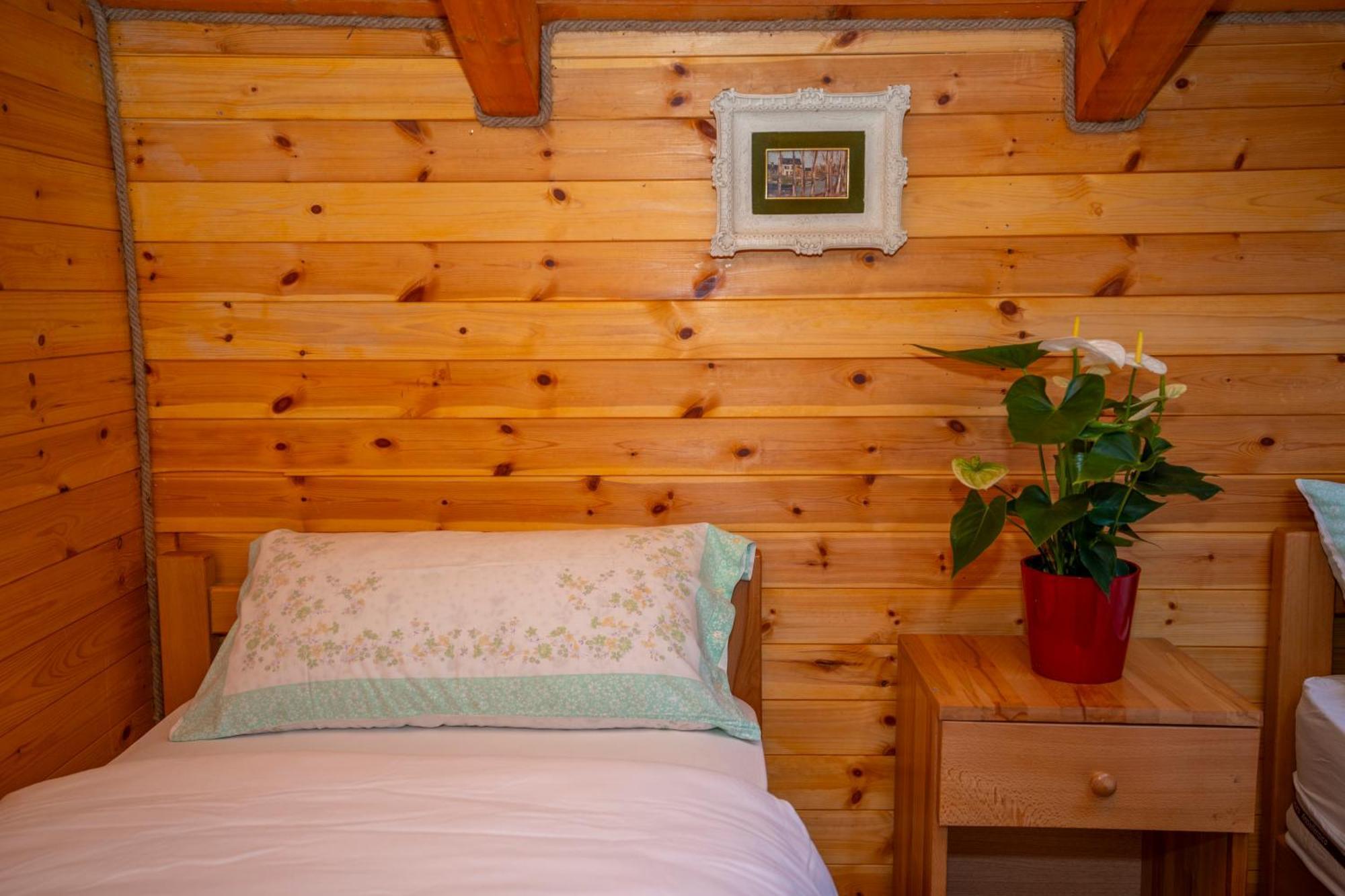 Bee Eco Guest House Moll' e Shoshit Екстер'єр фото